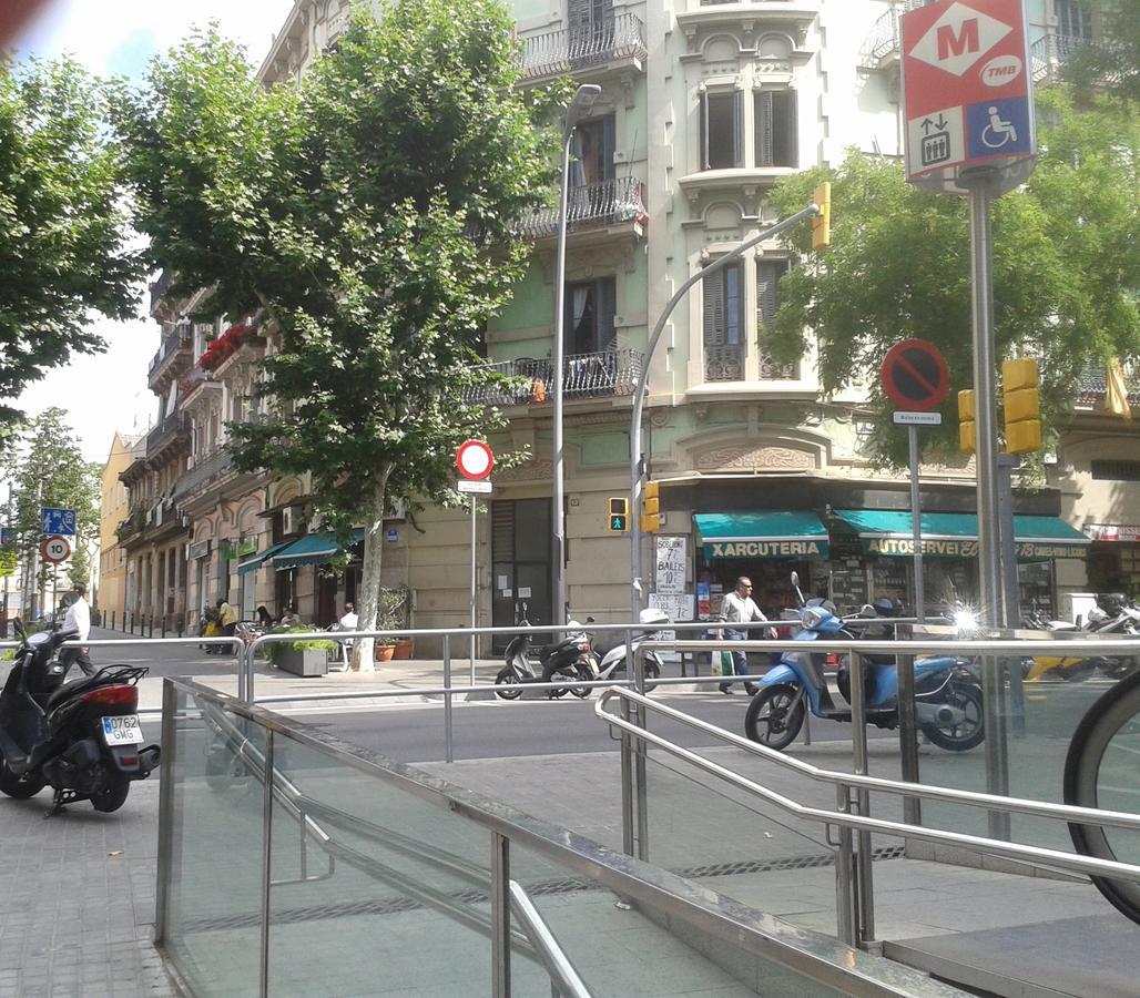 Estudio Con Balcon Plaza Espana Барселона Экстерьер фото